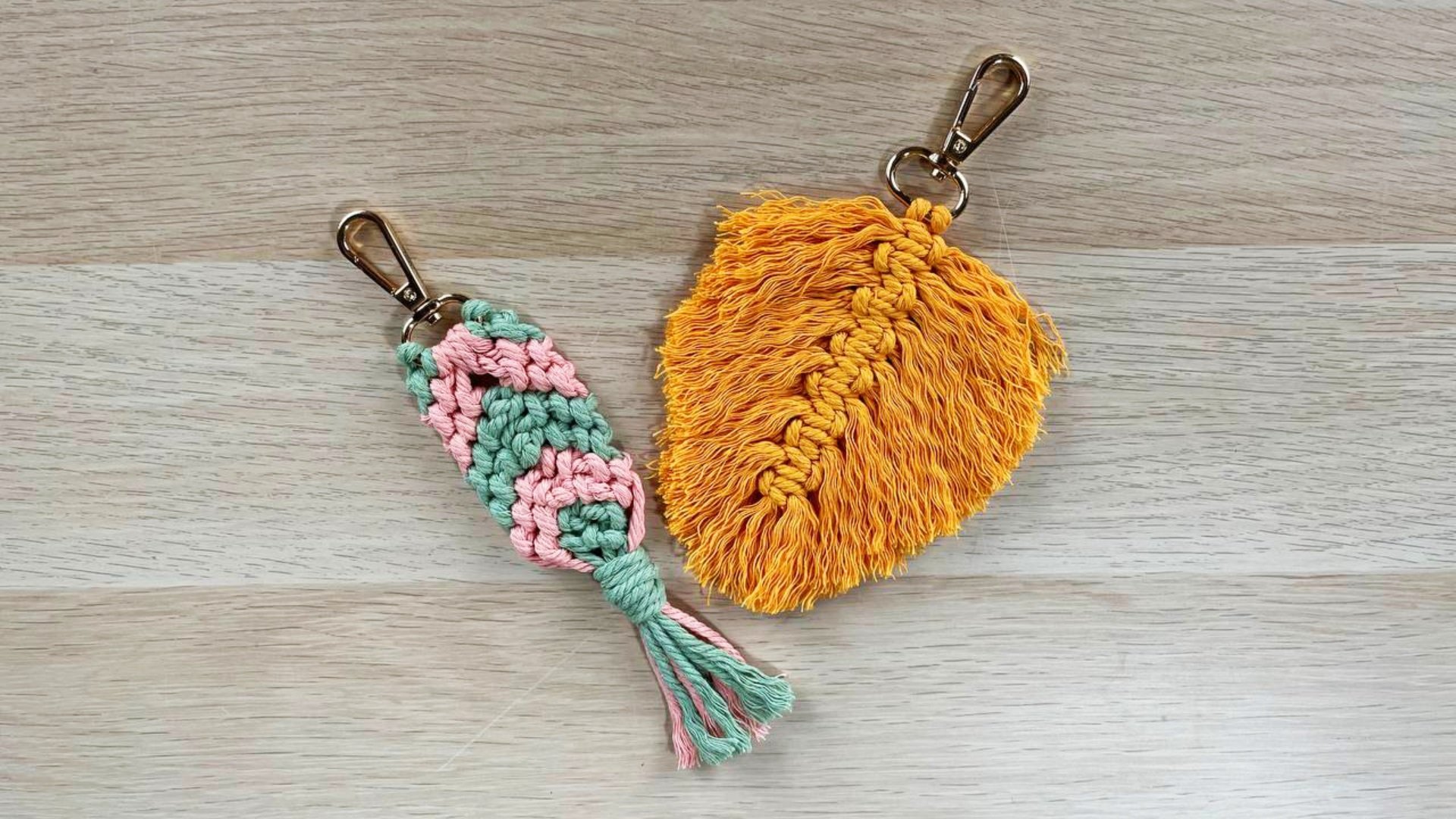 Boho Macrame Keychain Pattern | Beginner | Camellia