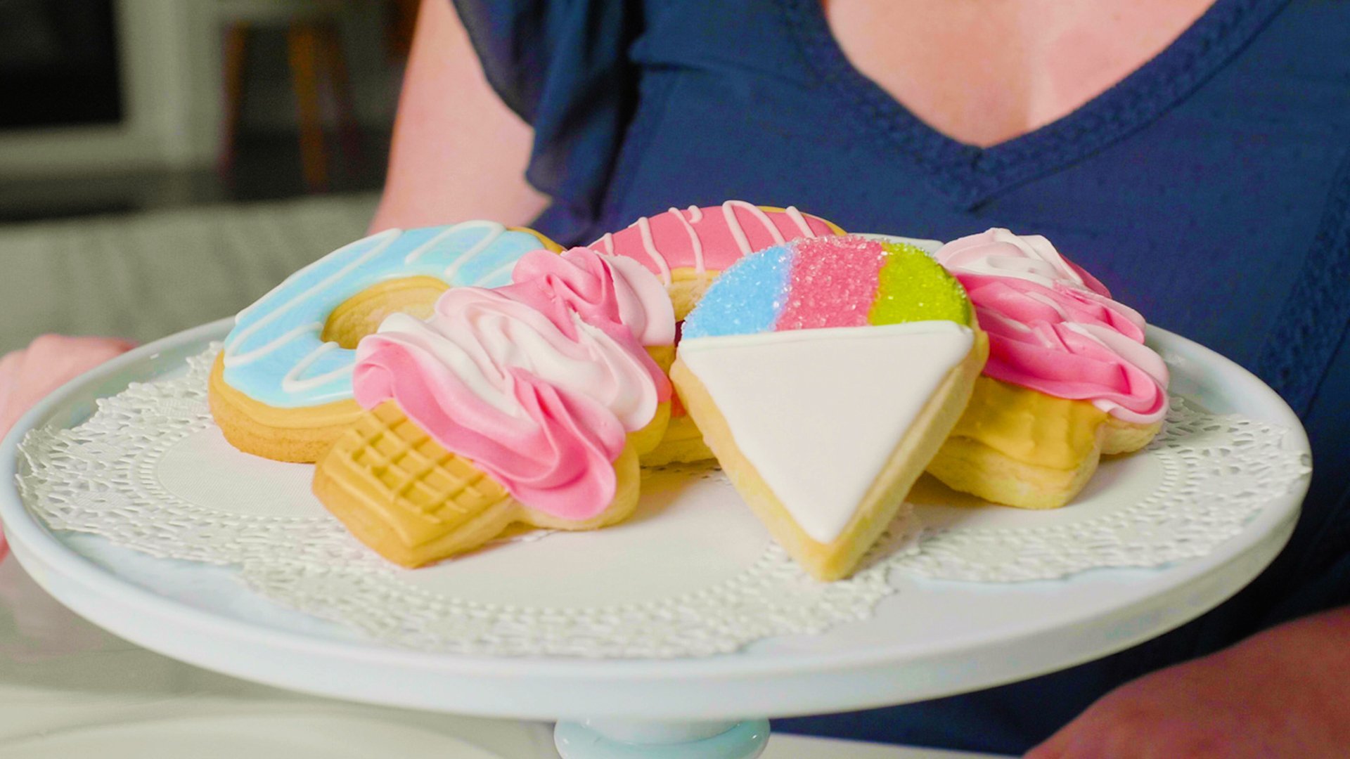 Décoration de biscuits pour débutants : créer des œuvres incroyables et  comestibles, Laurie Shannon Aka Icing Artist